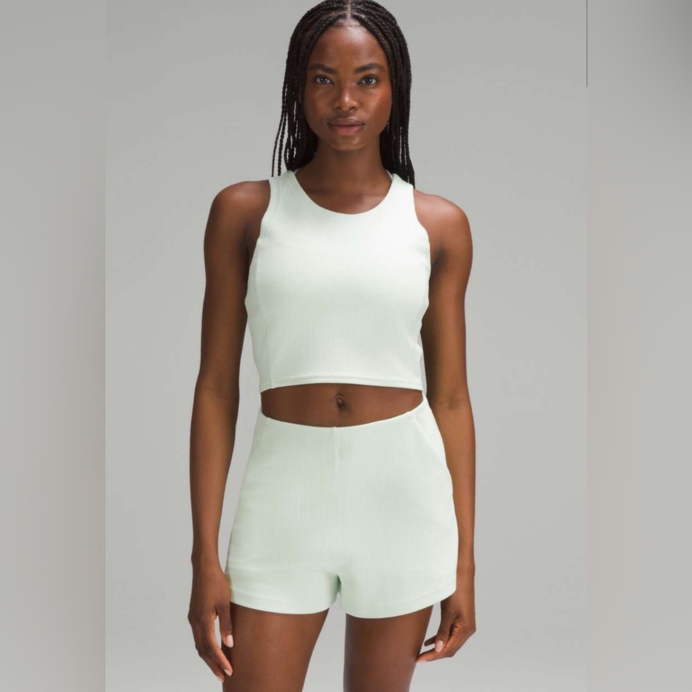 Lululemon Ribbed Softstreme Cropped Tank Top
Kohlrabi Green 6